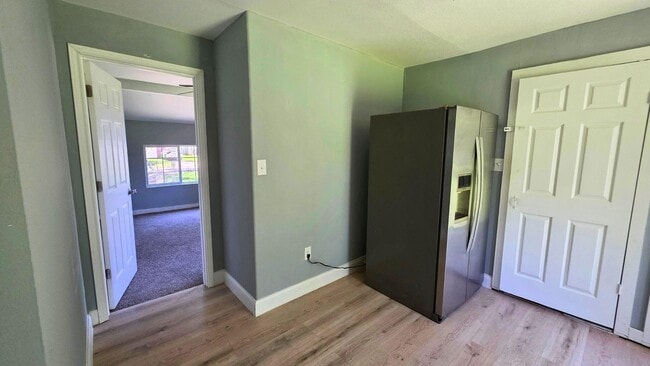 Building Photo - 502 Azalea Dr
