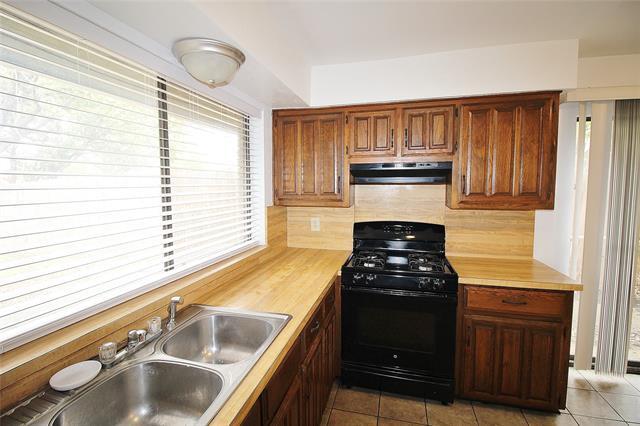 Building Photo - 145 Shadybrook Dr