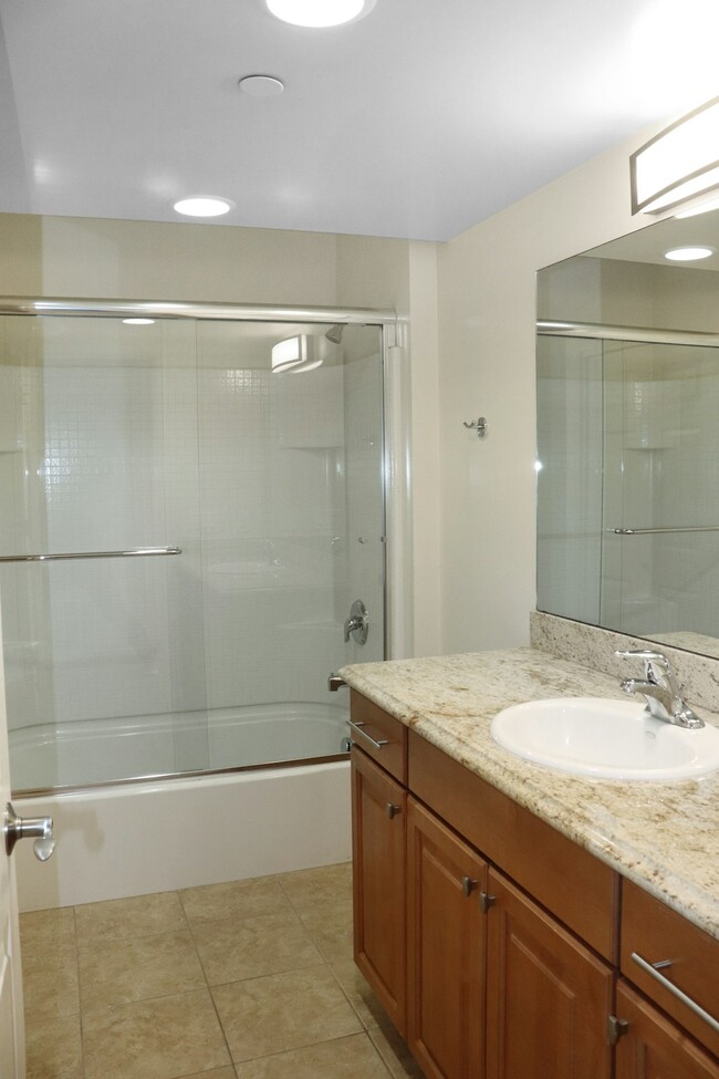 Building Photo - 55 Marinero Cir