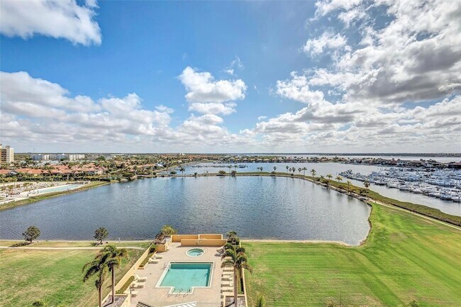 Building Photo - 140 Riviera Dunes Way