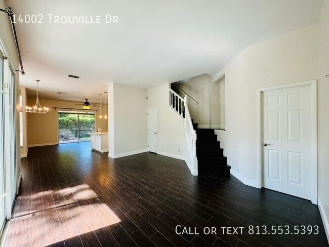 Building Photo - 14002 Trouville Dr
