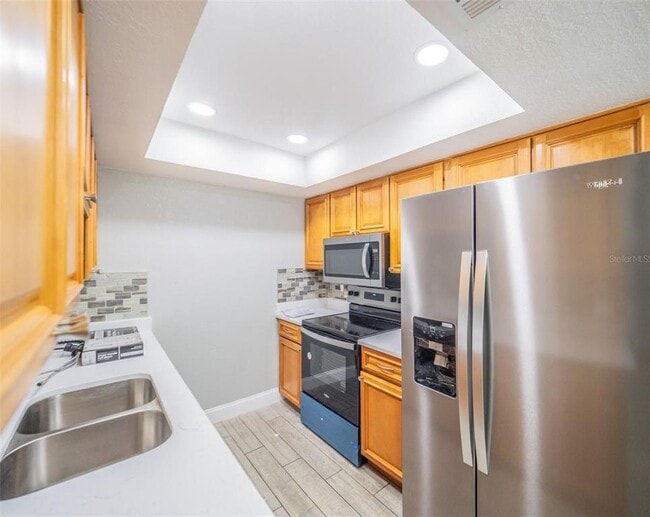 Building Photo - 2419 Rio Pinar Lakes Blvd