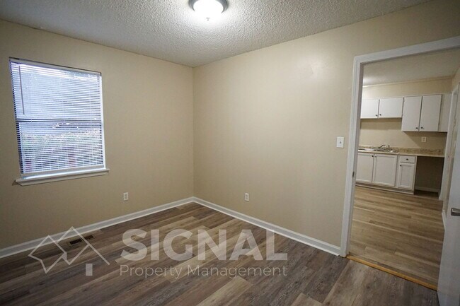 Building Photo - 1828 29th St SW