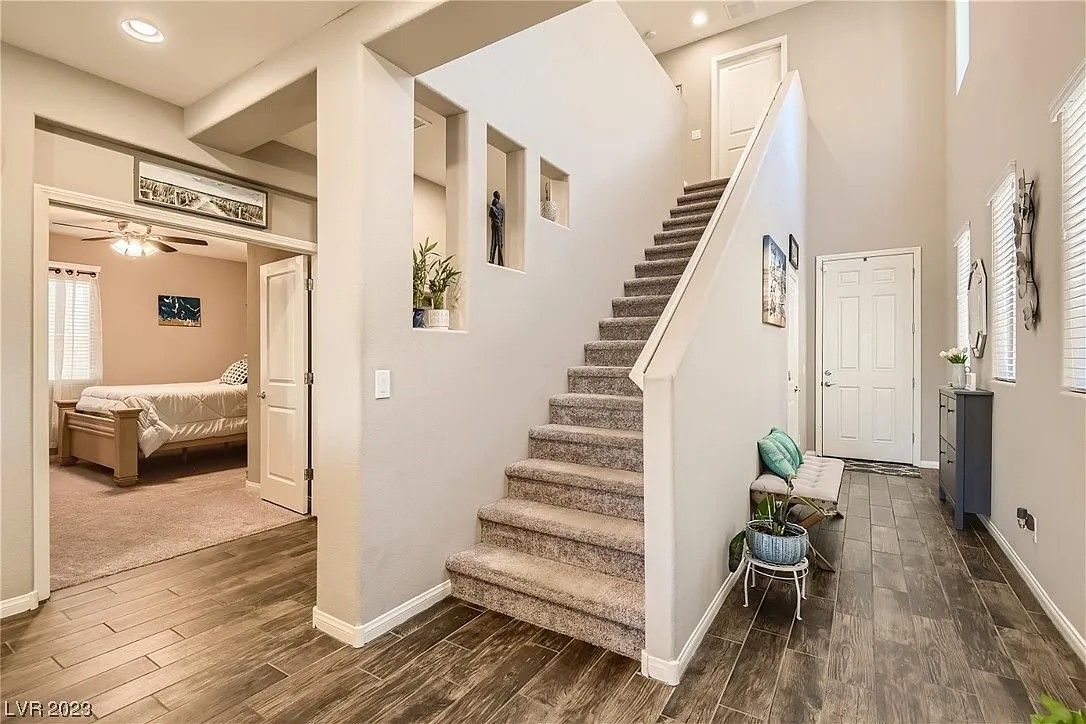 Building Photo - 8044 Bear Canyon St