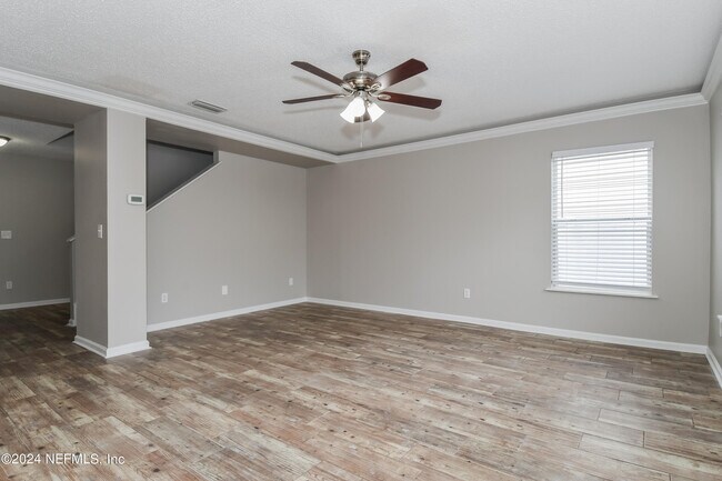 Building Photo - 416 Monet Ave
