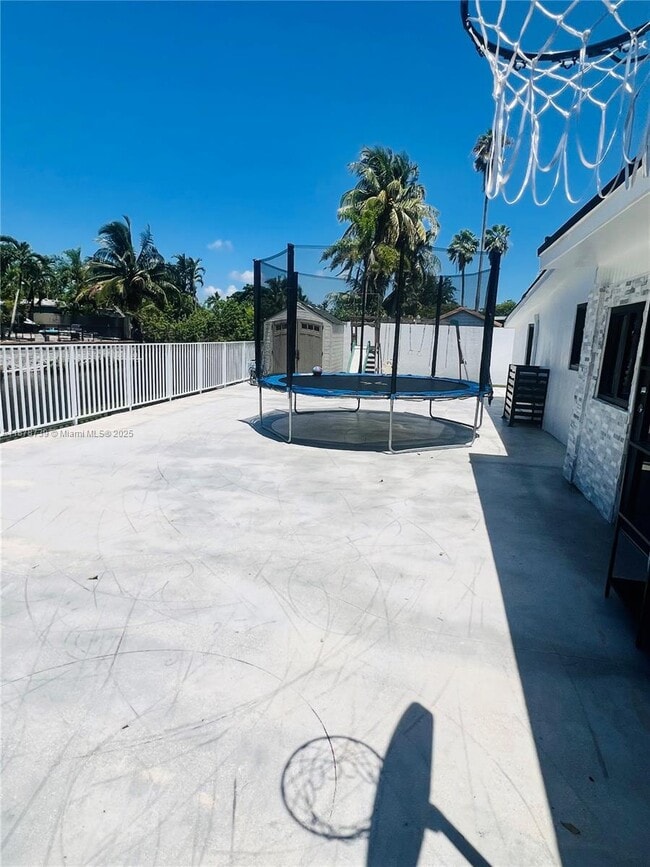 Building Photo - 11401 SW 53rd Terrace