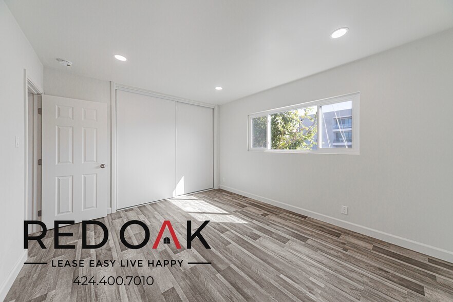Building Photo - 4240 S Centinela Ave