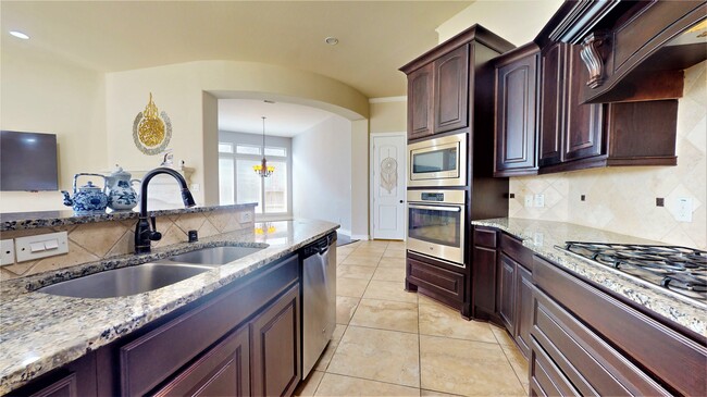 Building Photo - 29127 Crested Butte Dr