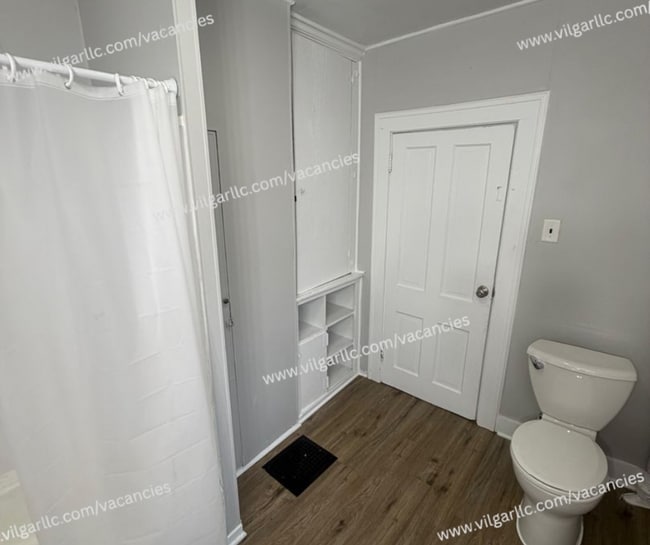 Building Photo - Step into comfort, convenience, and quality living in this conveniently designed 4-bedroom, 2-flo...
