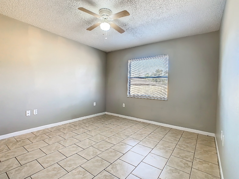 Building Photo - 1015 Harden Ct