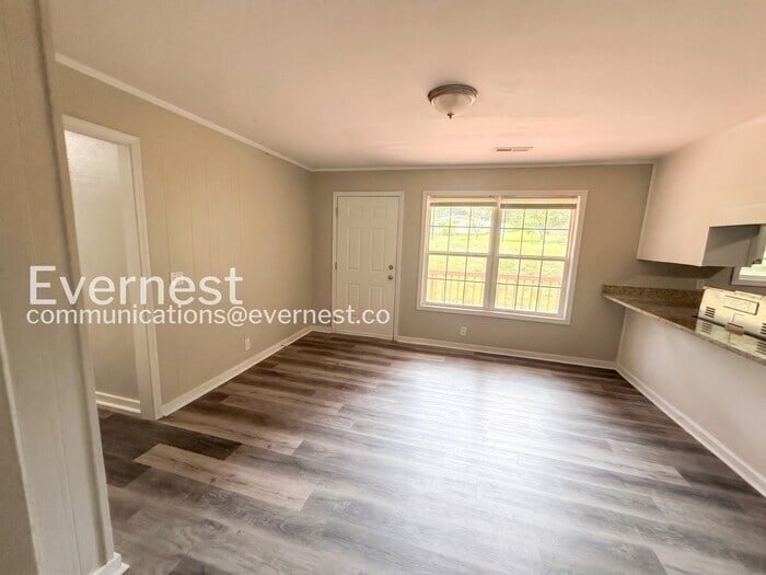 Building Photo - 3318 Bonds Ave