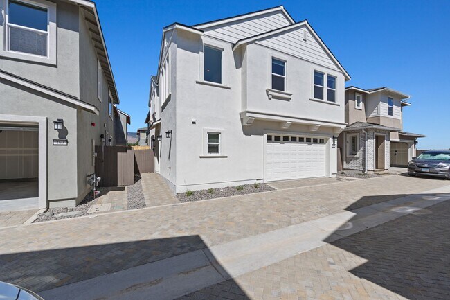 Building Photo - 465 Prosecco Wy