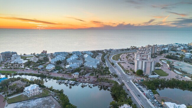 Building Photo - 5600 Bonita Beach Rd SW