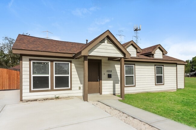 Building Photo - 11215 Munn St