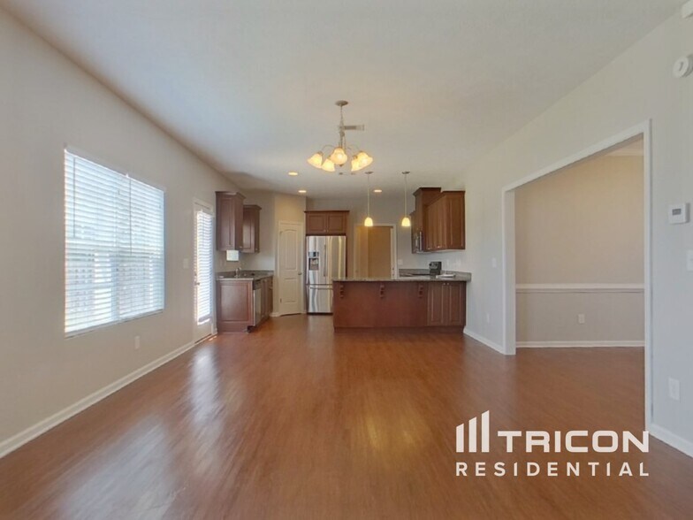 Building Photo - 2148 Grv Lndg Wy