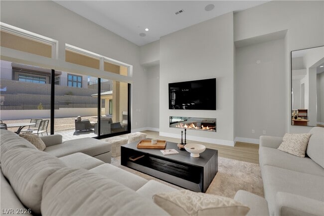 Building Photo - 10973 Horizon Ledge Ave