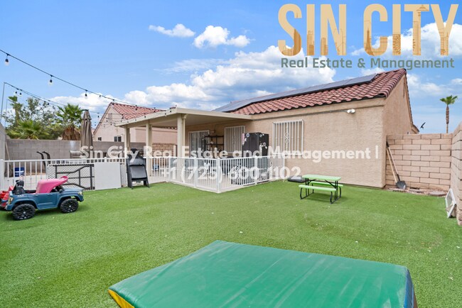 Building Photo - 749 Salt Flats Cir