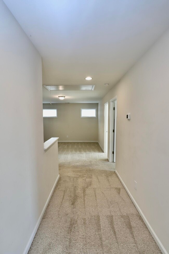 Building Photo - 115 Whitetail Cir