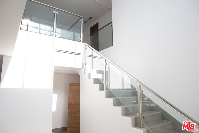 Building Photo - 11200 Dona Lola Dr