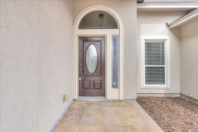 Building Photo - 5834 Aava Dr
