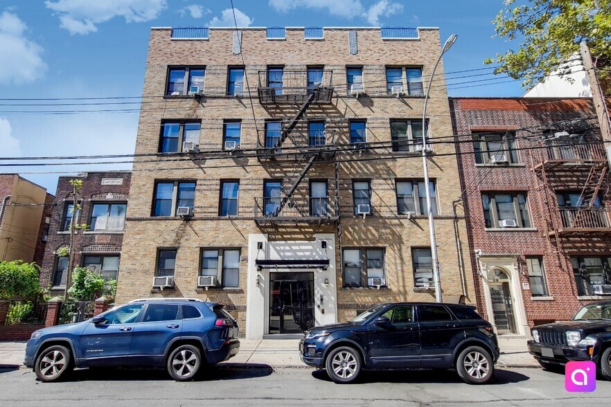 Building Photo - 30th Street