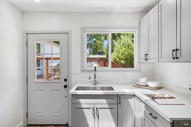 Building Photo - 2188 First Ave