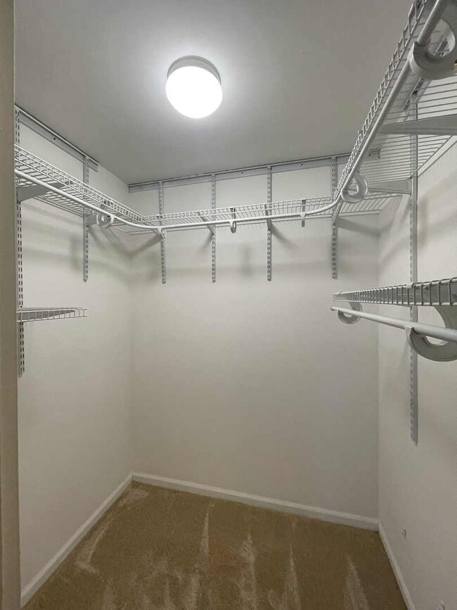 Building Photo - 2043 Orchard Ln