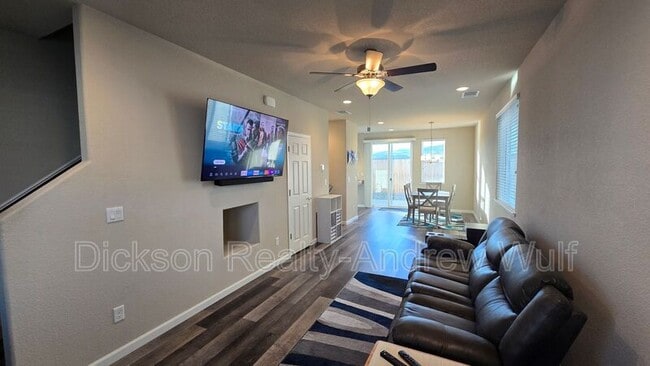 Building Photo - 3615 Pimlico St