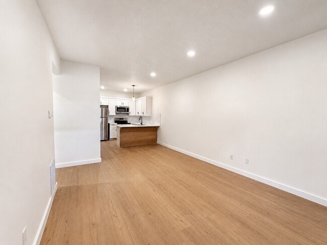 Building Photo - 4107 Lark Ln