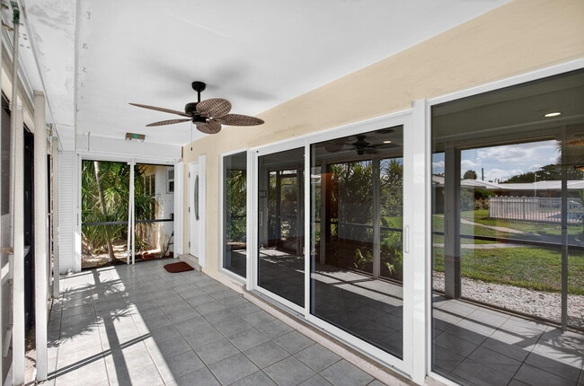 Building Photo - 2757 NE 29th Ave