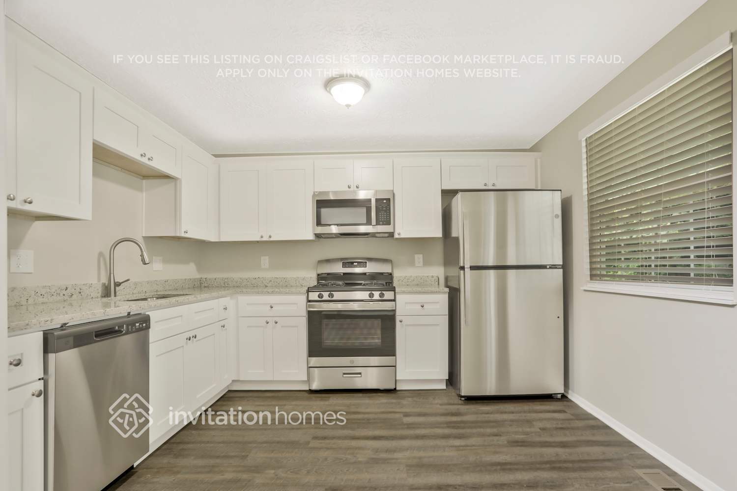 Building Photo - 393 Engle Dr