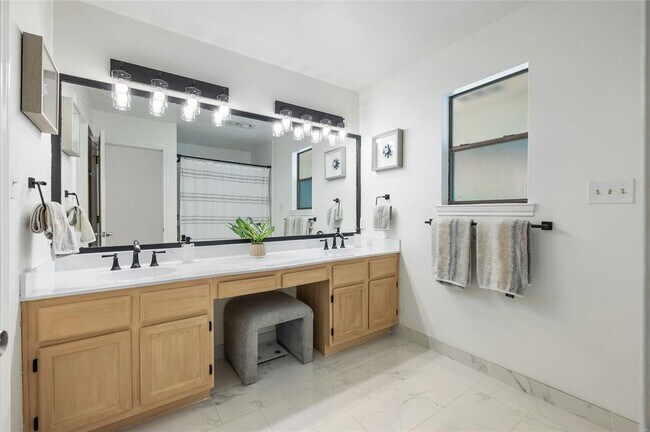 Building Photo - 118 Copperleaf Rd