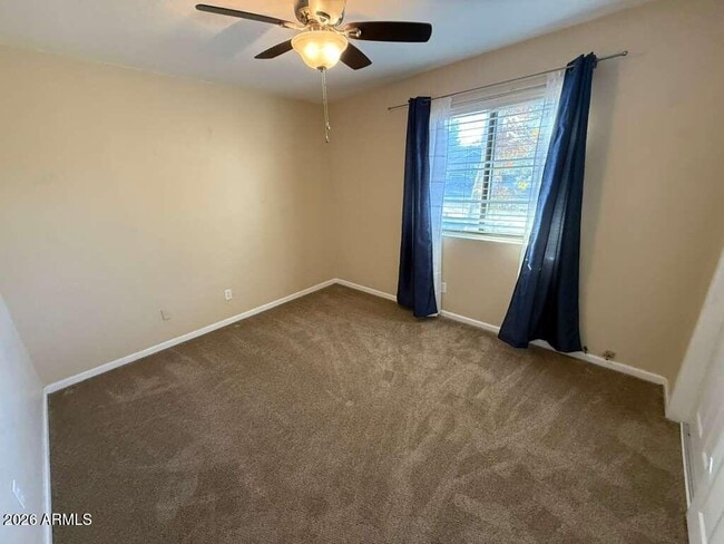 Building Photo - 3110 E 13th St