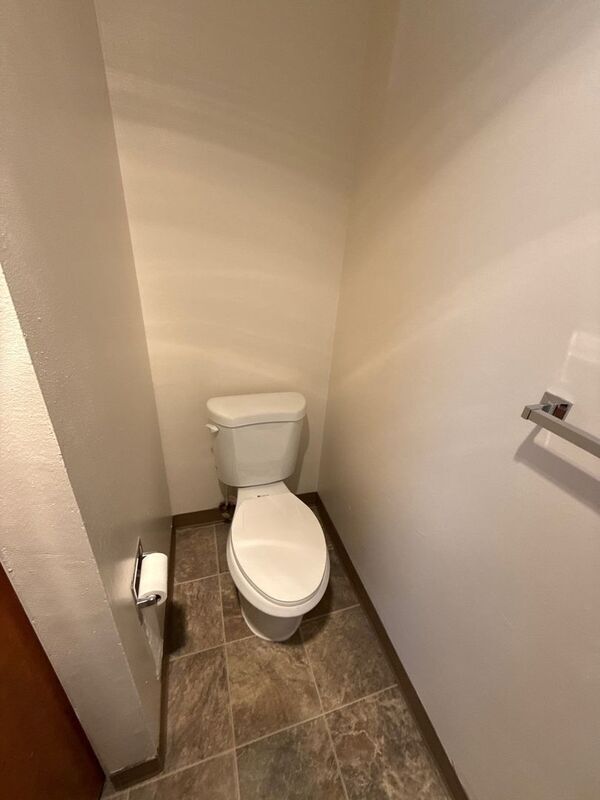 Building Photo - 670 Taybin Rd NW