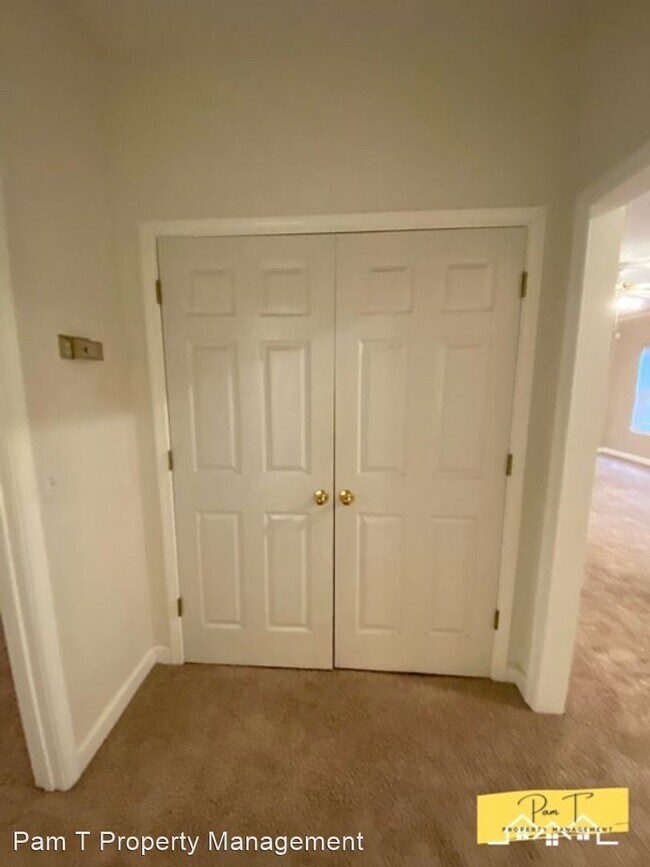 Building Photo - 2 br, 2 bath House - 3 Kingslan Ct.