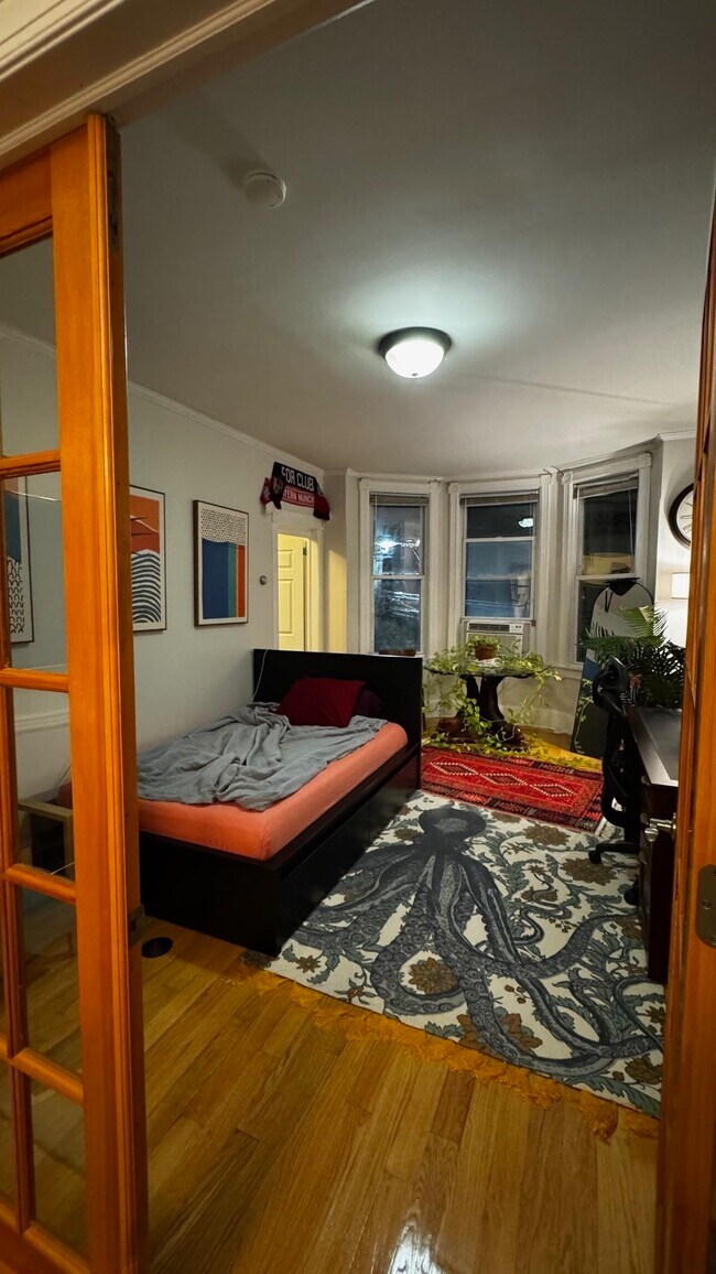 Building Photo - 311 Monastery Pl