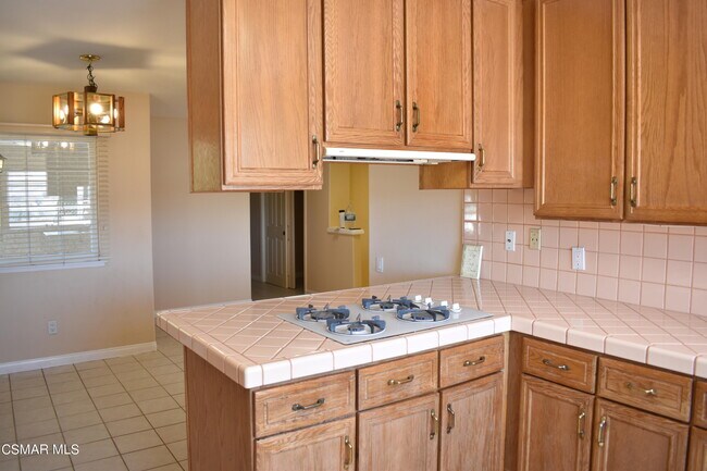 Building Photo - 26033 Adamor Rd