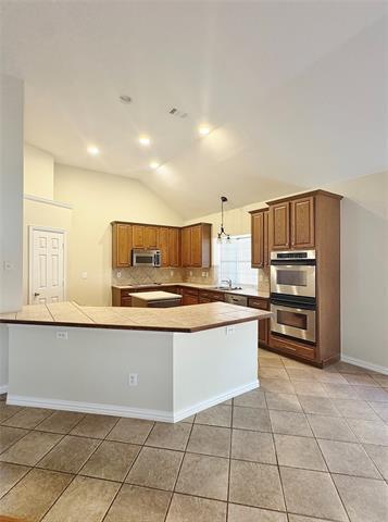 Building Photo - 316 Oleander Dr