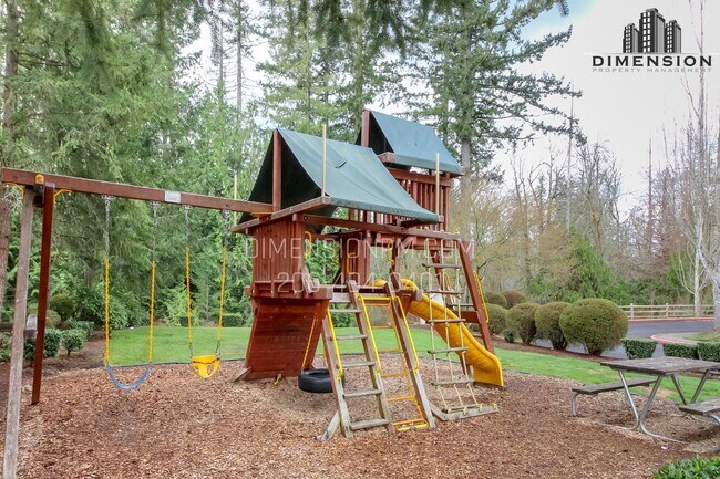 Building Photo - Beautifully Remodeled Studio in a Prime Lo...