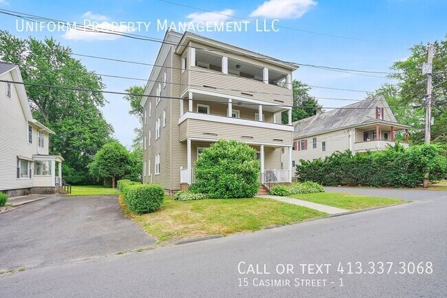 Building Photo - 15 Casimir St