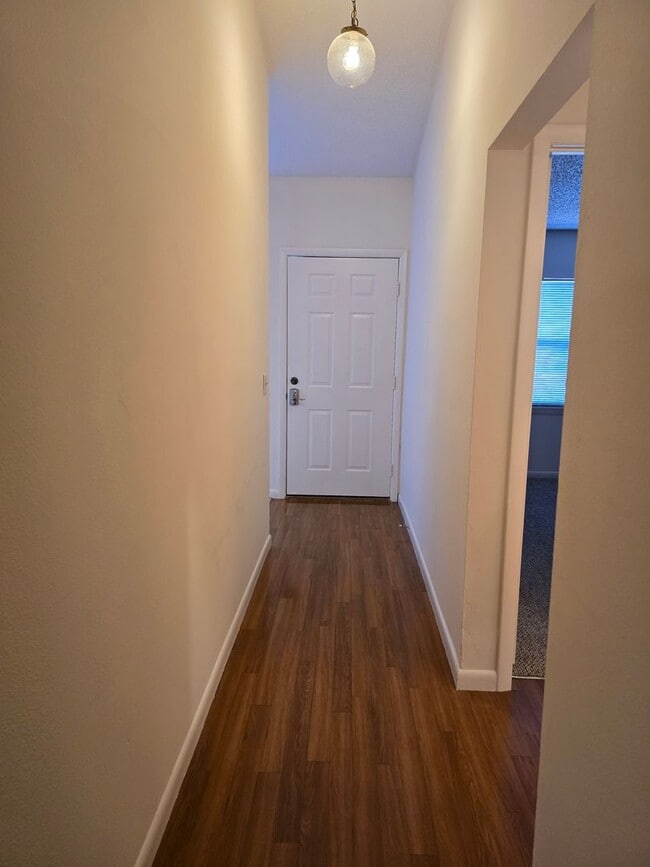 Building Photo - Adorable 2/2 in Anglers Landings, Invernes...