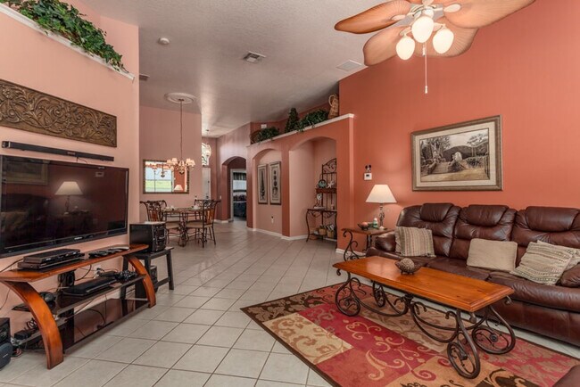 Building Photo - 2217 Wyndham Palms Way