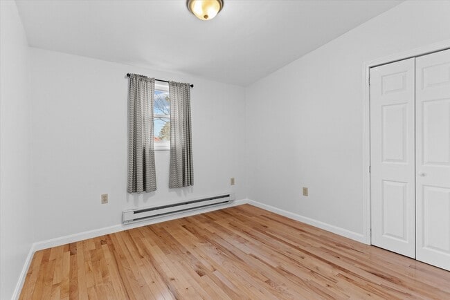 Building Photo - 16 Campo Seco St