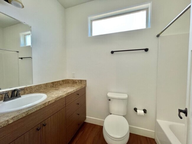 Building Photo - Beautiful 3BR/2BA Townhome Near Lake Pagosa – $2,100/month