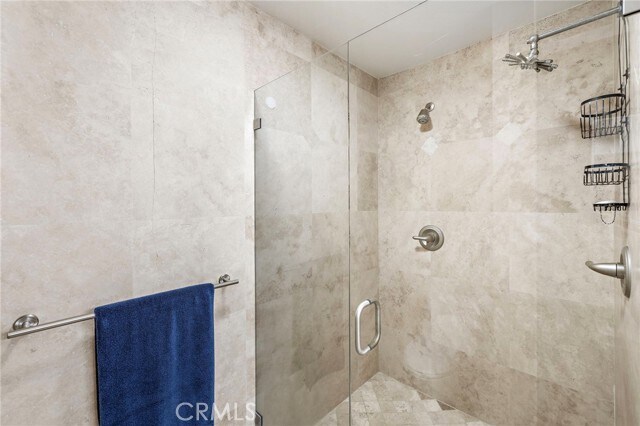Building Photo - 320 Encino Ln
