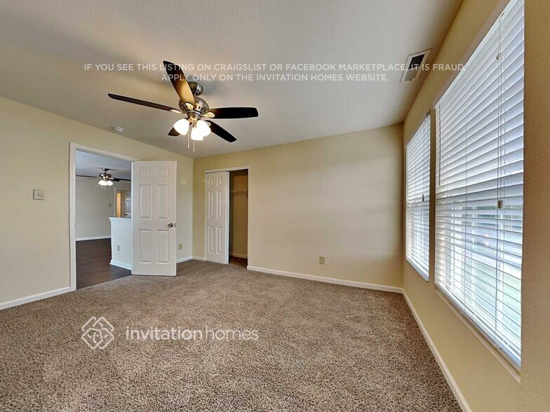 Building Photo - 938 Littleton Dr