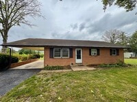 Building Photo - Single Family Home for Rent