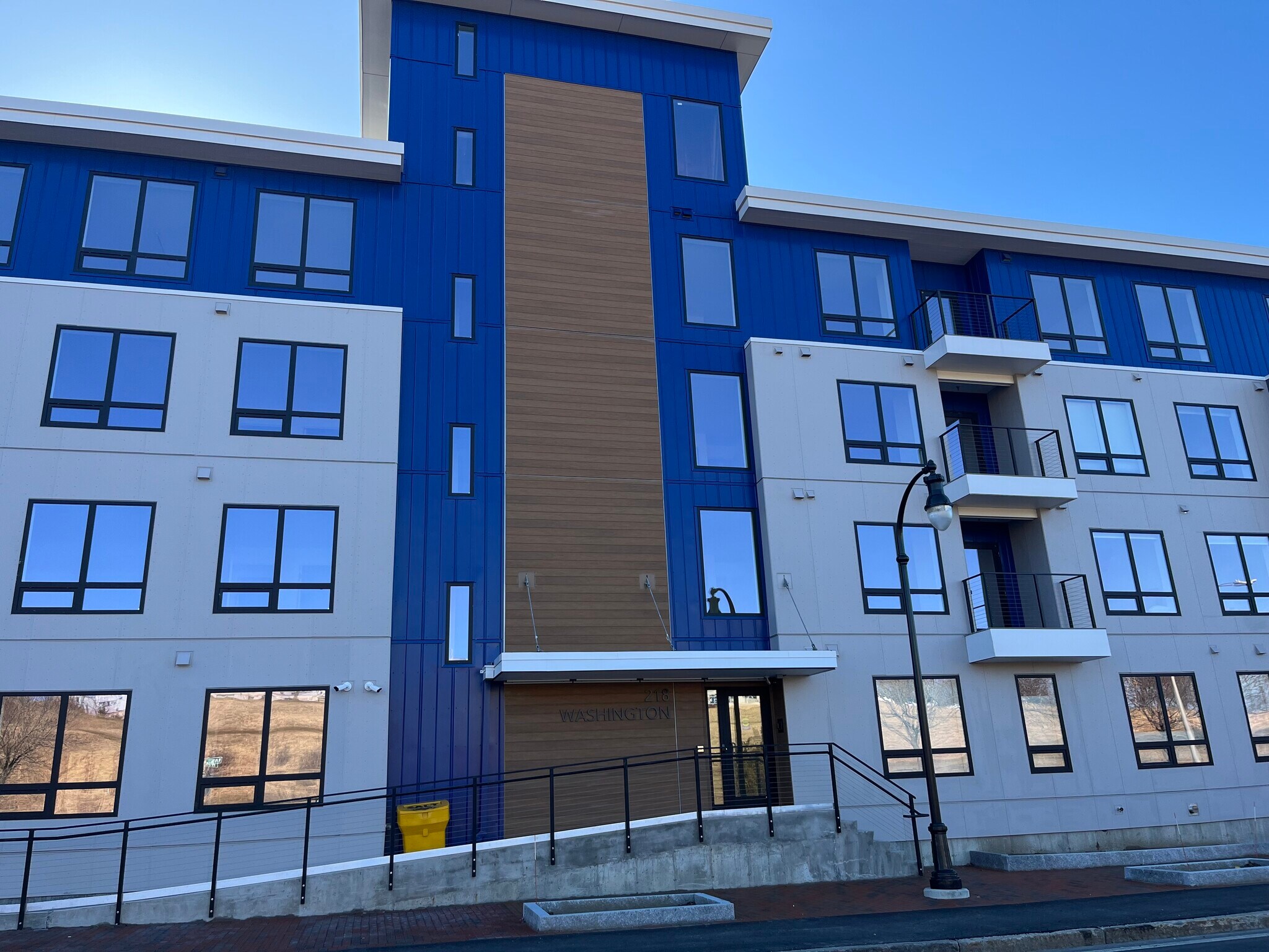 Building Photo - 218 Washington Ave