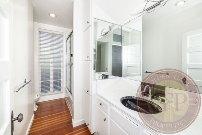 Building Photo - Noe Valley - 2 BR, 1 BA Condo 965 Sq. Ft. ...