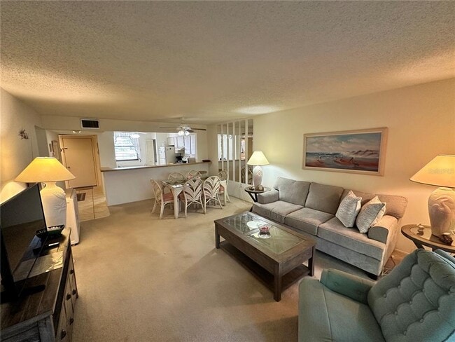 Building Photo - 346 Springdale Dr